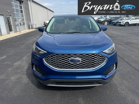 Used 2023 Ford Edge SEL w/ Convenience Package image 2