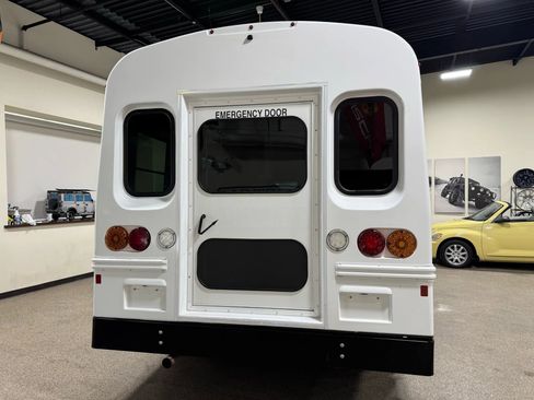 Used 2019 Chevrolet Express 3500 w/ School Bus Package image 6