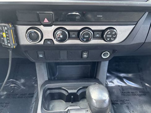 Used 2017 Toyota Tacoma SR w/ SR Convenience Package image 20