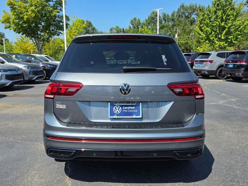 Used 2024 Volkswagen Tiguan SE R-Line FWD image 4