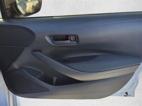 Used 2024 Toyota Corolla LE image 27