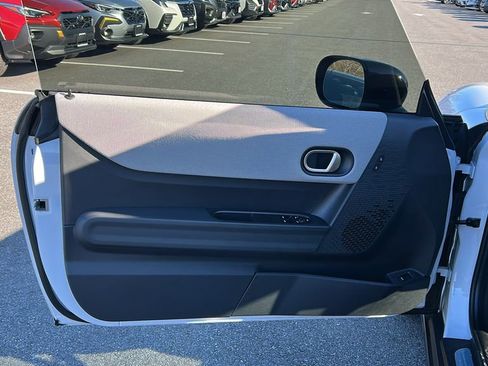 Used 2025 MINI Cooper S image 9