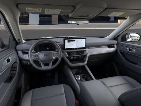 New 2026 Ford Explorer Active w/ Active Comfort Package image 9