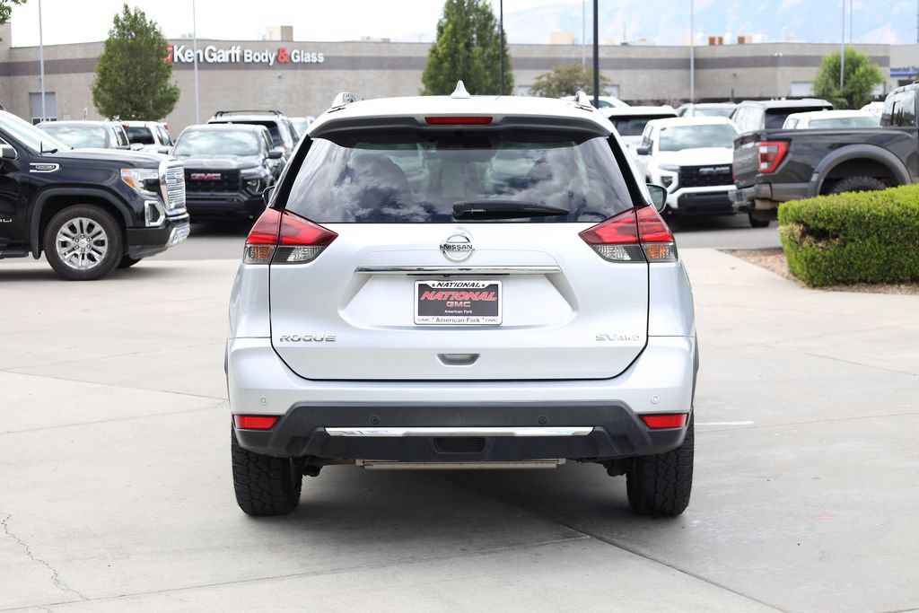 Used 2020 Nissan Rogue SV AWD/4WD image 5