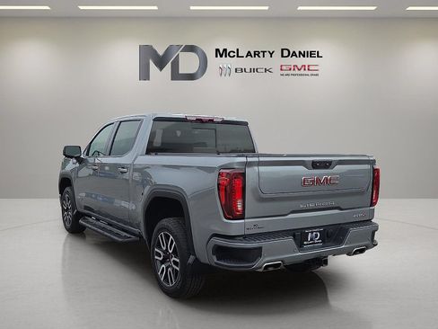 Certified 2024 GMC Sierra 1500 AT4 w/ Technology Package AWD/4WD image 13