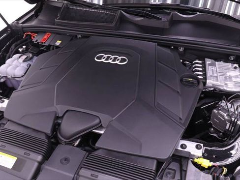 Certified 2025 Audi Q7 3.0T Premium Plus w/ Premium Plus Package AWD/4WD image 25