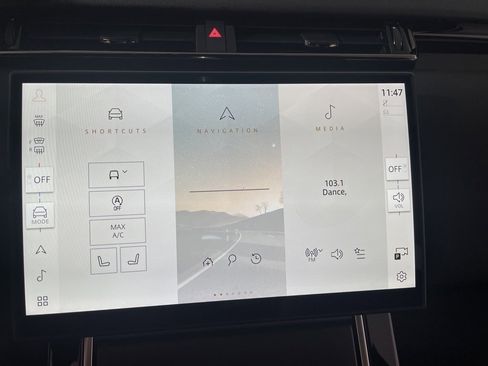 Used 2025 Land Rover Range Rover Velar Dynamic SE image 22