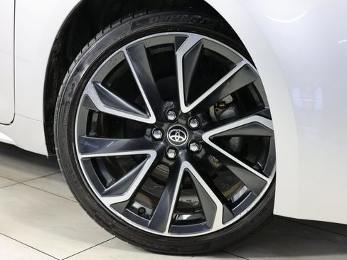 Used 2019 Toyota Corolla XSE image 11