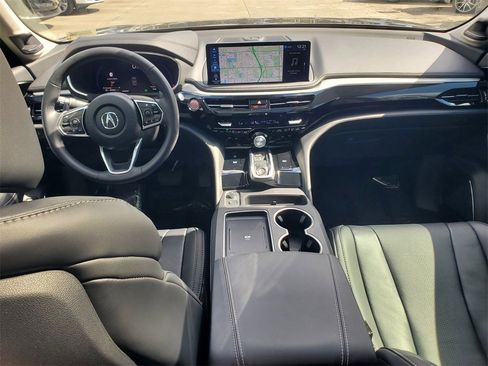 Used 2026 Acura MDX w/ Technology Package image 10