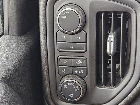 Certified 2024 Chevrolet Silverado 2500 Custom w/ Custom Value Package image 21