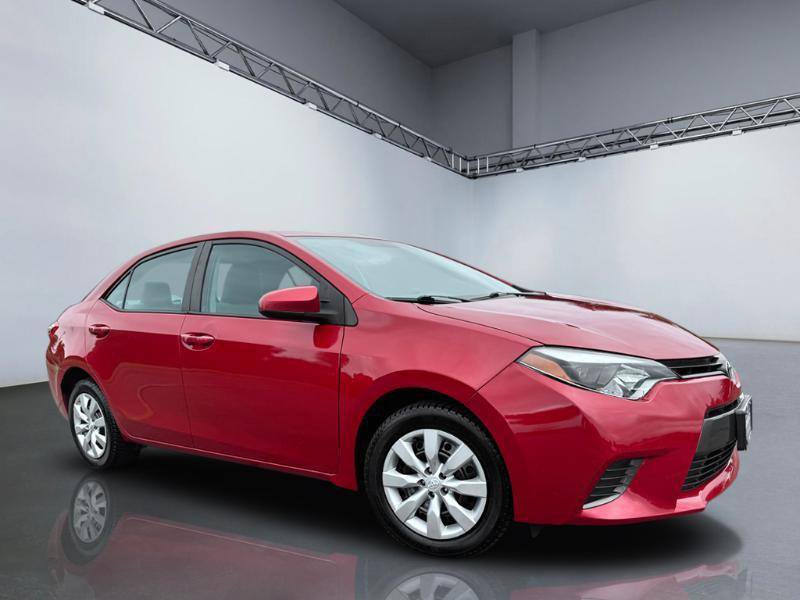 Used 2015 Toyota Corolla LE FWD image 18