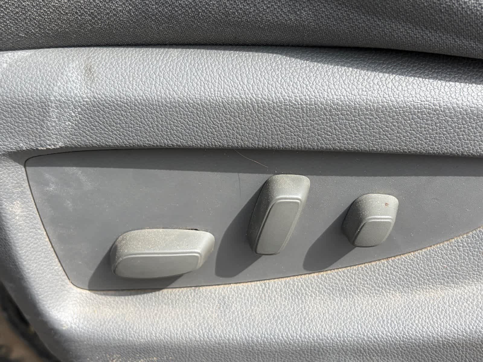 Used 2018 Chevrolet Silverado 1500 LT w/ All Star Edition AWD/4WD image 9