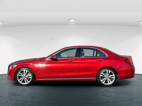 Used 2018 Mercedes-Benz C 300 Sedan image 4