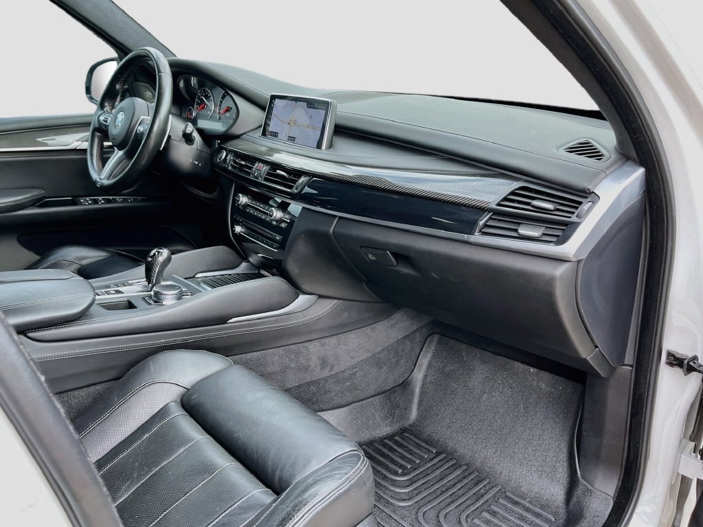 Used 2018 BMW X5 M AWD/4WD image 32