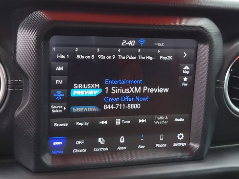 Used 2020 Jeep Gladiator Overland image 23