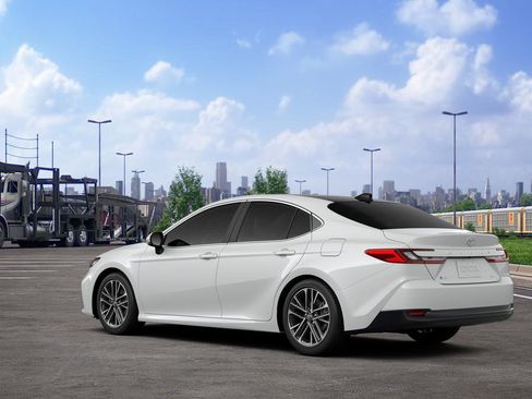 New 2026 Toyota Camry XLE image 8