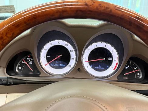 Used 2009 Mercedes-Benz SL 550 w/ Premium I Pkg image 23