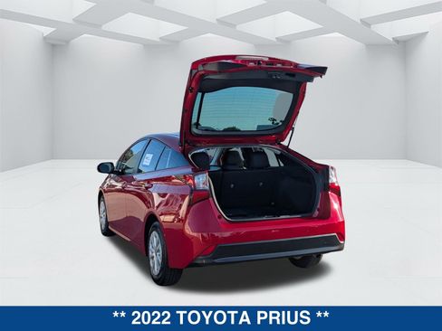Used 2022 Toyota Prius LE image 13