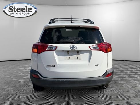 Used 2013 Toyota RAV4 LE image 4