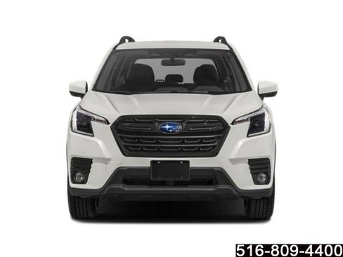 Used 2023 Subaru Forester Premium image 8