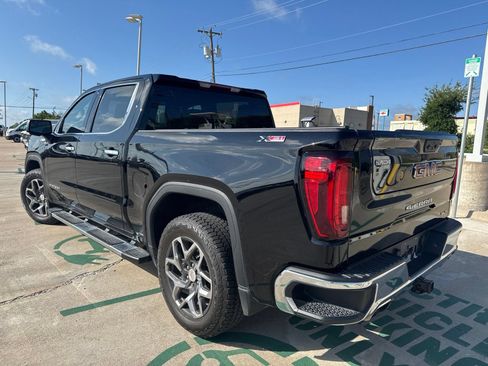 Used 2023 GMC Sierra 1500 SLT AWD/4WD image 5