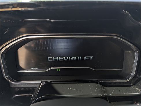 Used 2023 Chevrolet Silverado 1500 RST w/ Convenience Package II AWD/4WD image 2