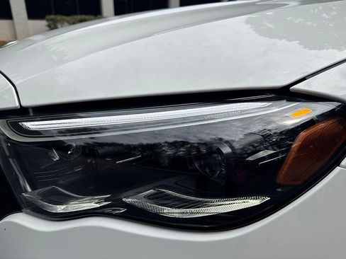 Used 2025 Mercedes-Benz E 450 4MATIC Sedan image 10