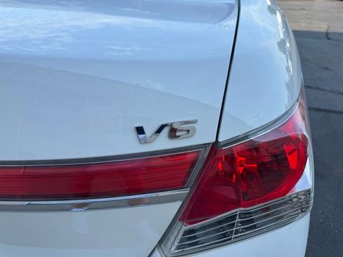 Used 2012 Honda Accord EX image 5