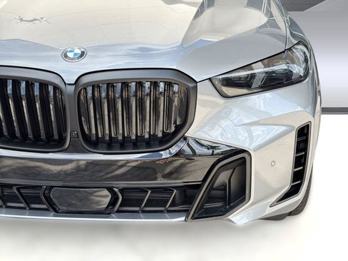 New 2026 BMW X5 xDrive40i w/ Executive Package AWD/4WD image 11