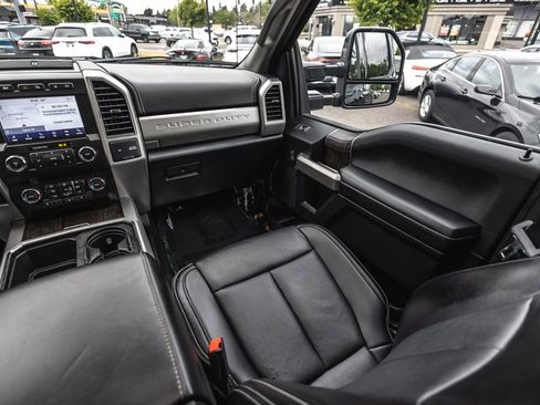 Used 2021 Ford F250 Lariat w/ Tremor Off-Road Package AWD/4WD image 29