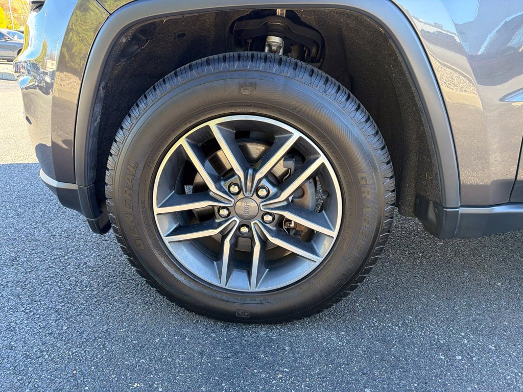 Used 2019 Jeep Grand Cherokee Limited AWD/4WD image 10