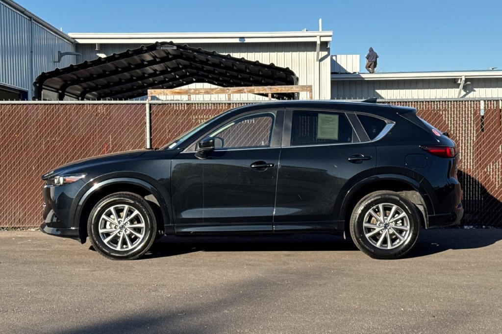 Used 2025 MAZDA CX-5 AWD 2.5 S w/ Preferred Package image 10