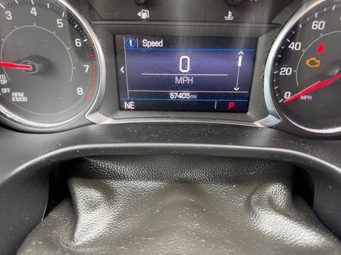 Used 2021 GMC Acadia SLE w/ Driver Convenience Package image 21