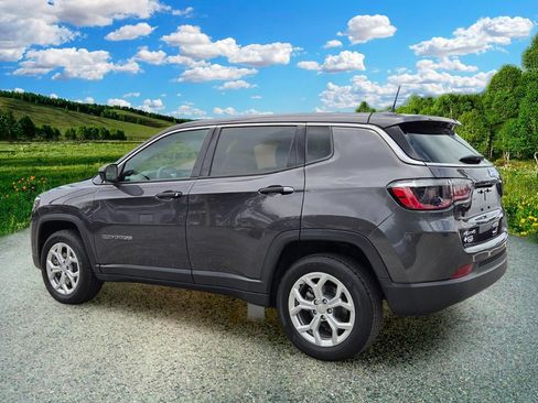 Certified 2024 Jeep Compass Sport AWD/4WD image 4