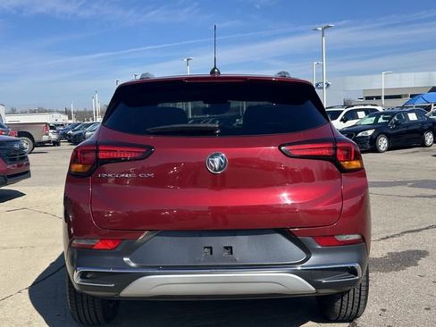 Used 2022 Buick Encore GX Essence w/ Experience Buick Package FWD image 6
