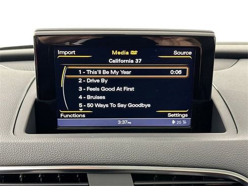 Used 2018 Audi Q3 2.0T Premium Plus w/ Premium Plus Package image 14