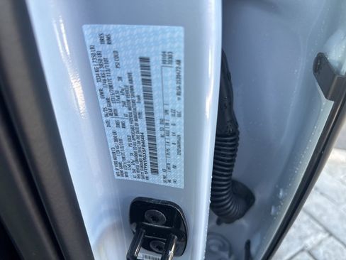 Used 2025 Ford F150 Raptor image 29