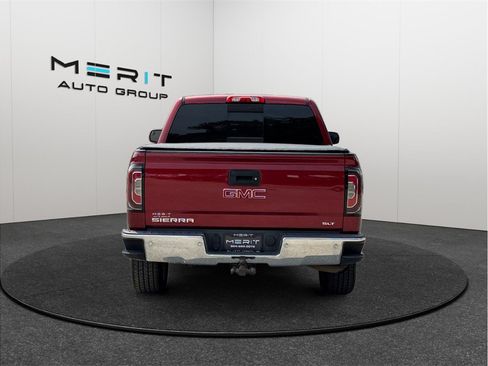 Used 2018 GMC Sierra 1500 SLT w/ SLT Premium Package AWD/4WD image 8
