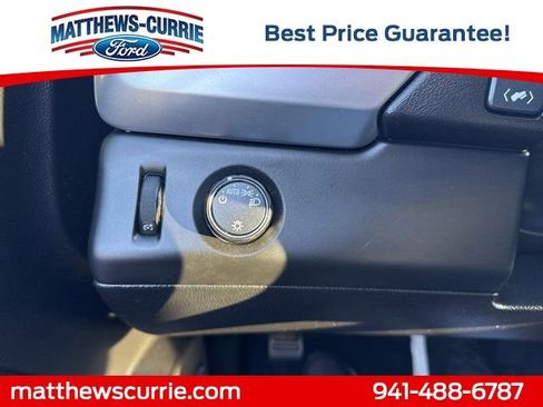 Used 2020 Chevrolet Suburban LT image 28