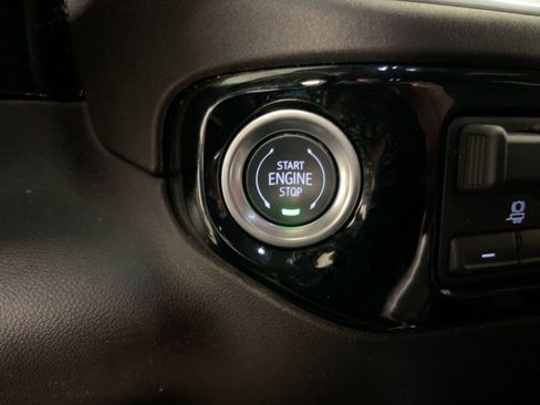 Certified 2025 GMC Sierra 1500 Elevation w/ Preferred Package image 27