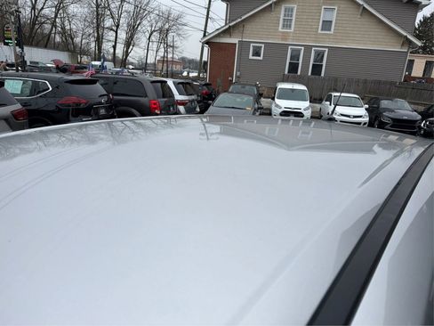 Used 2017 Ford Escape SE image 11