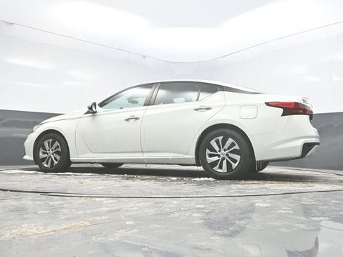 Used 2021 Nissan Altima 2.5 S image 33