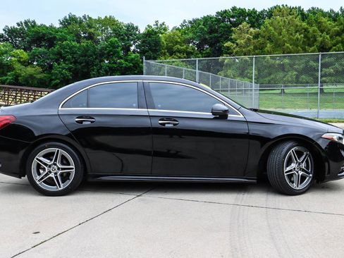 Used 2022 Mercedes-Benz A 220 4MATIC image 5