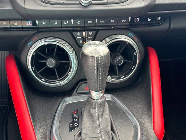 Used 2018 Chevrolet Camaro SS RWD image 12