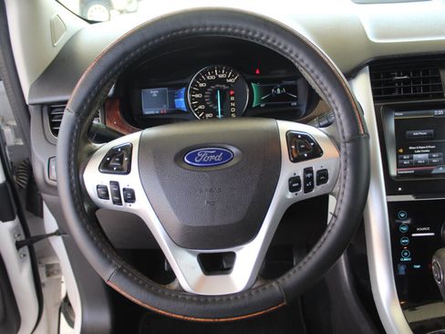 Used 2014 Ford Edge Limited AWD/4WD image 22