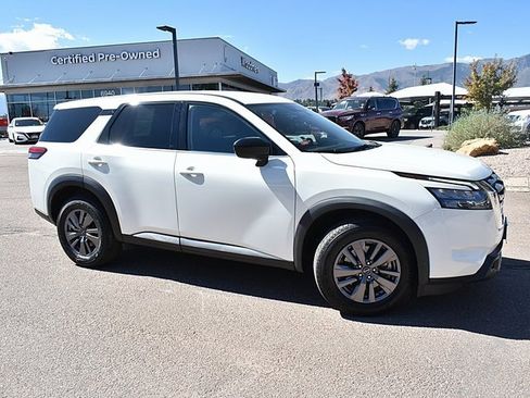 Certified 2023 Nissan Pathfinder S w/ Cargo Package image 12