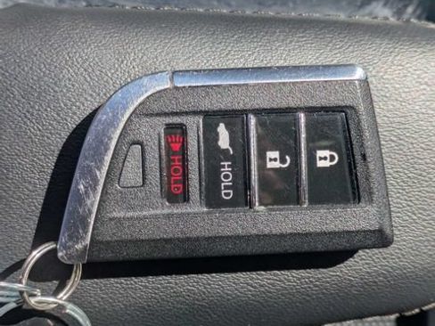 Used 2022 Acura MDX w/ Technology Package AWD/4WD image 37
