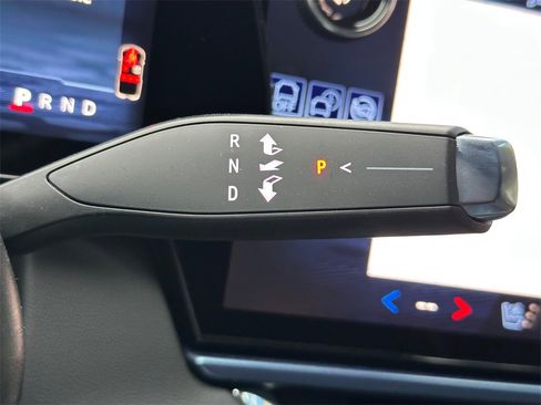 New 2026 Chevrolet Equinox EV LT image 29