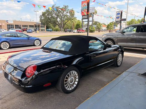 Used 2005 Ford Thunderbird RWD image 5