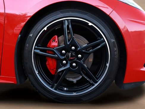 Used 2023 Chevrolet Corvette Stingray Preferred Cpe w/ 2LT RWD image 19